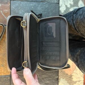 boc Black and Gray Wristlet Clutch